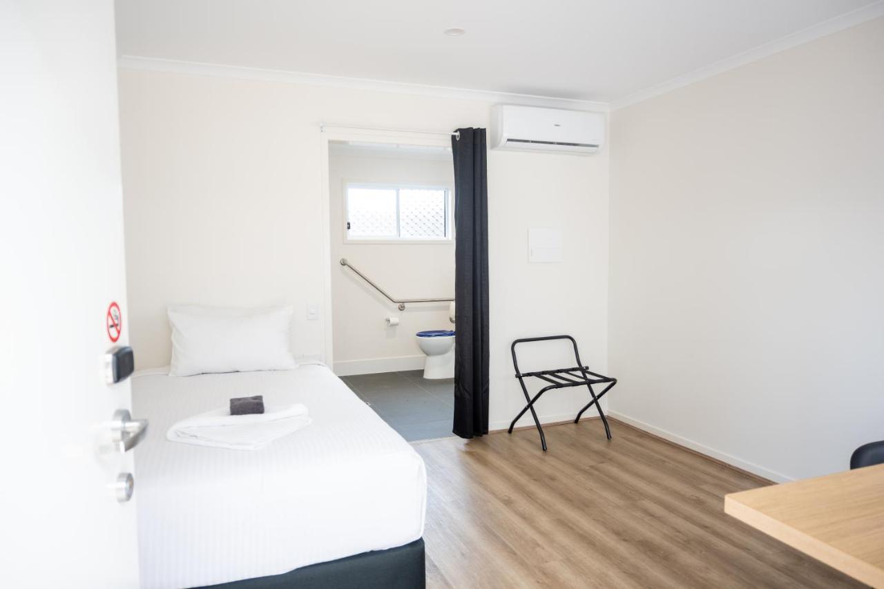 Petrie Mill Motel Extérieur photo